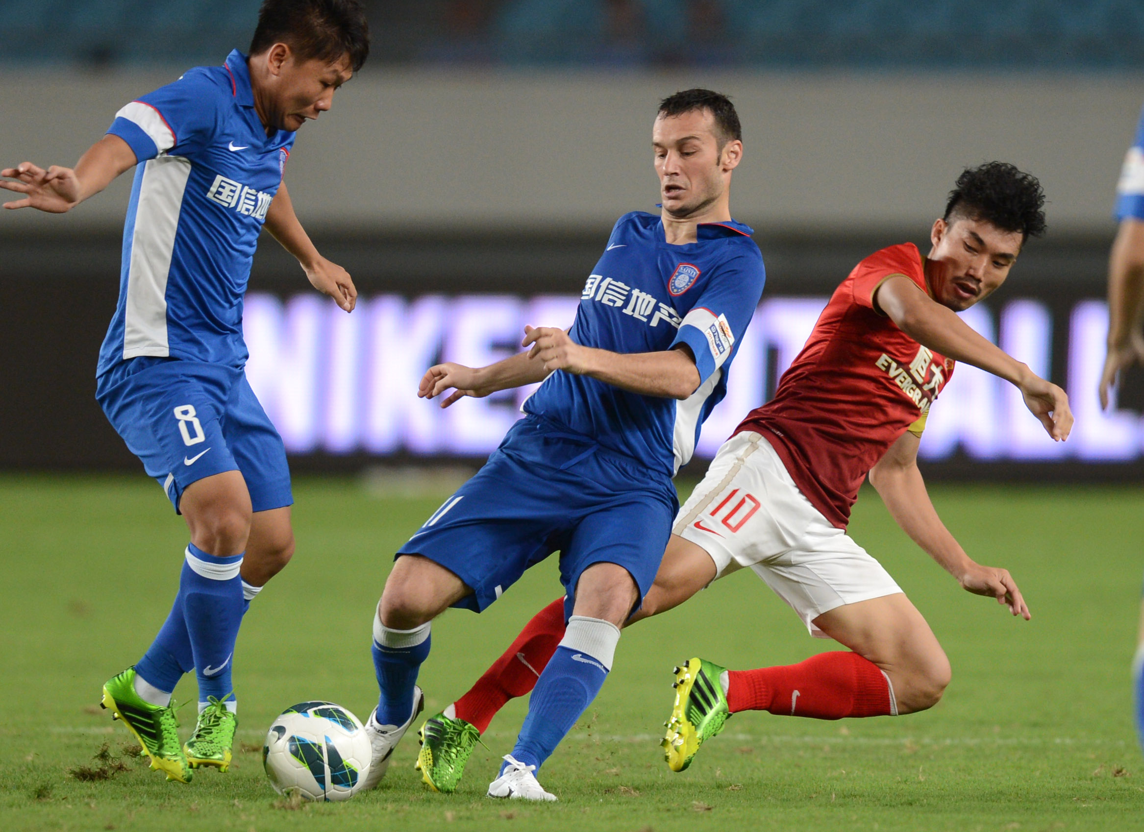 很少看到球 很少看到球